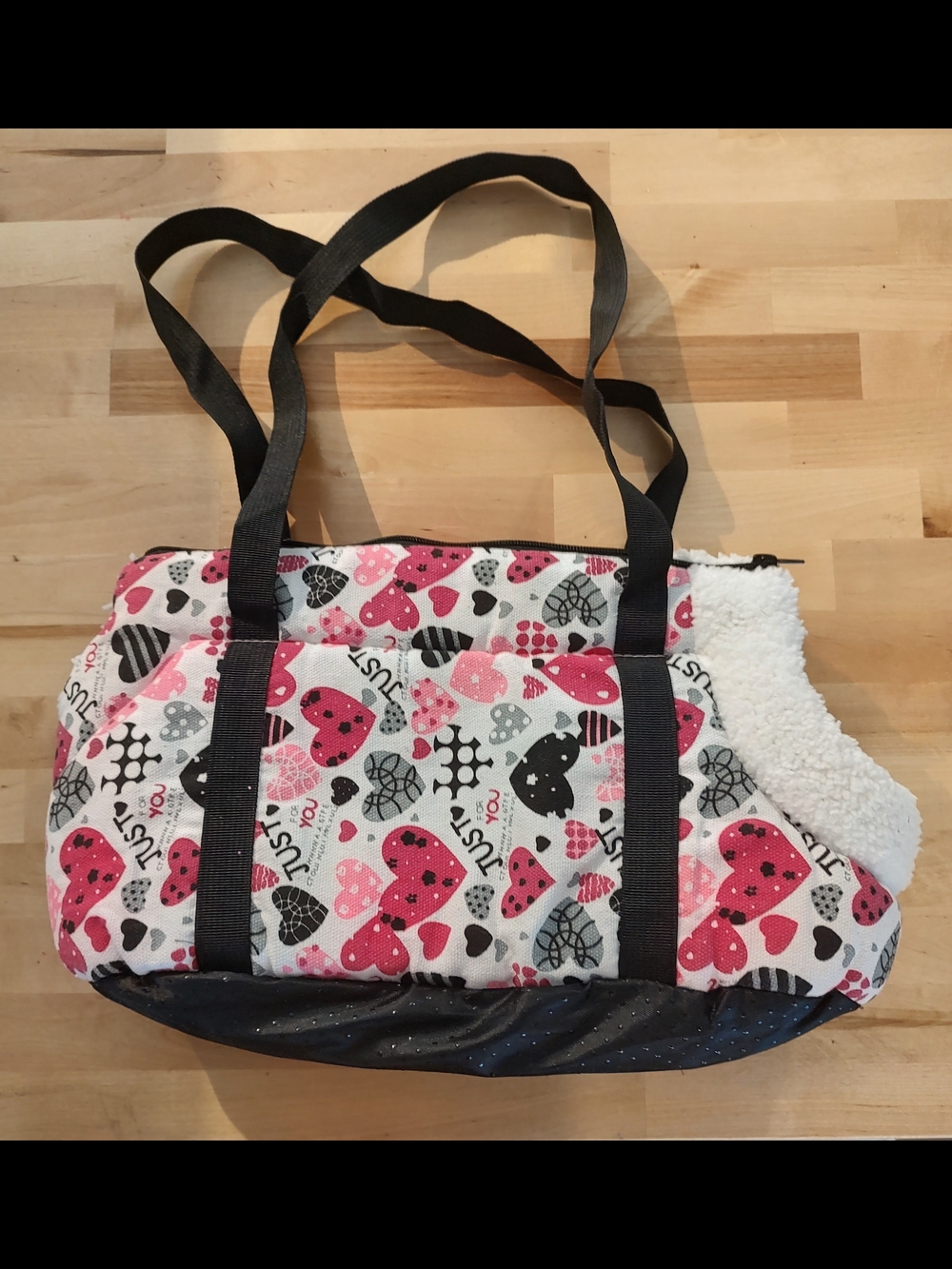 Pet Carrier Tote Pink Hearts Sherpa Lined. New!